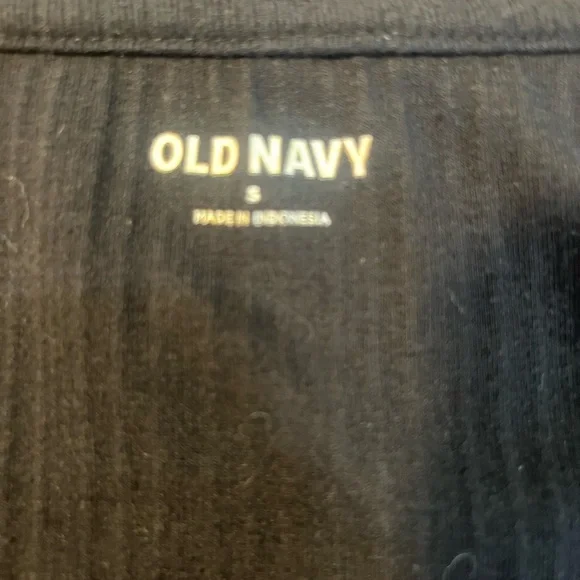 #298 Old Navy Women's Black Long Sleeve Top. Size SM. Excellent Condition - Picture 2 of 6